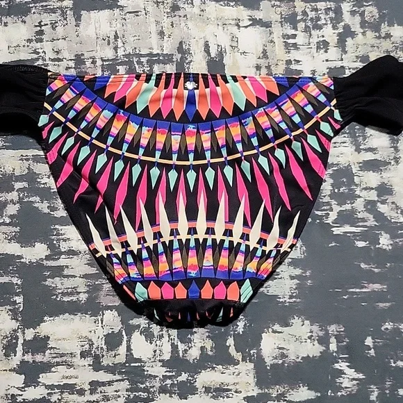 Pink Bikini Bottom - Picture 2 of 4